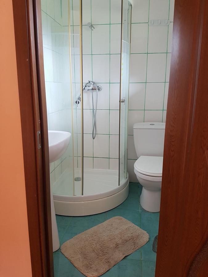 Vila Carmen Cazaci Luaran gambar